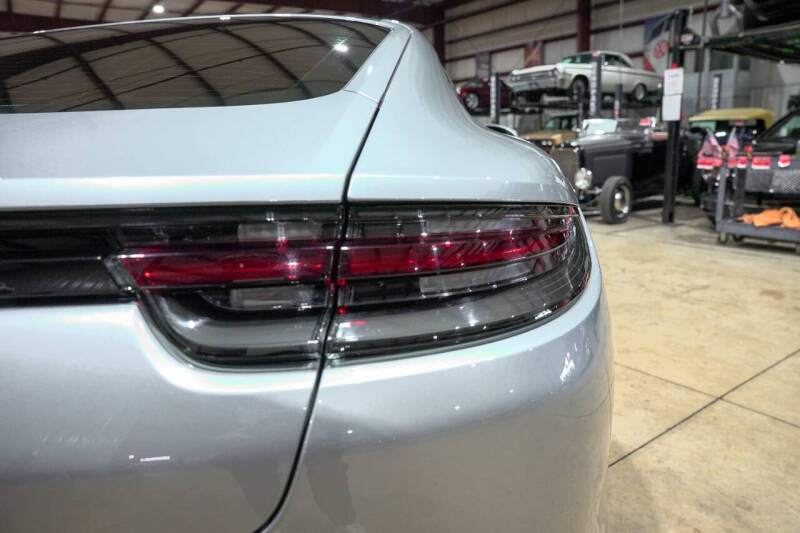 2018 Porsche Panamera 4S