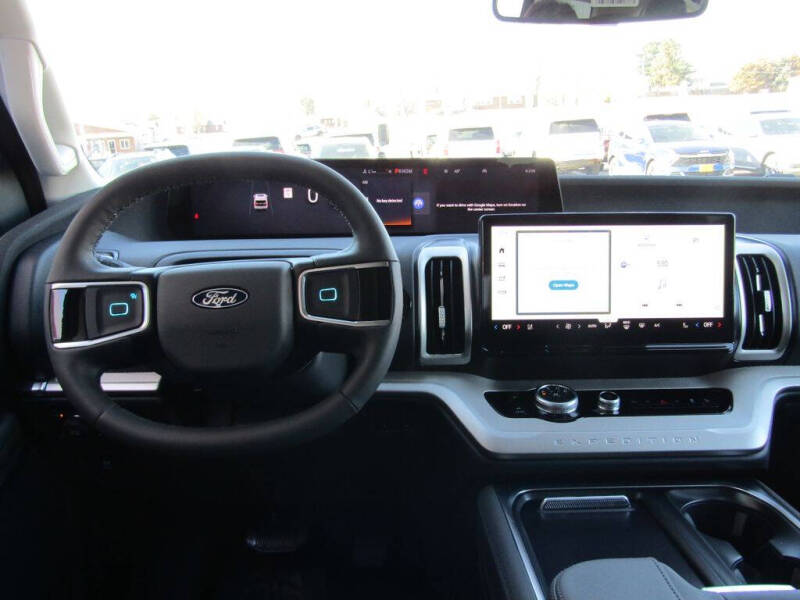 2026 Ford Expedition Active