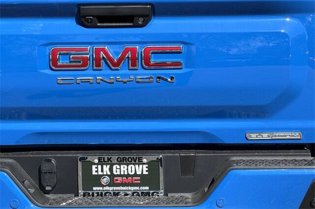 2025 GMC Canyon Elevation