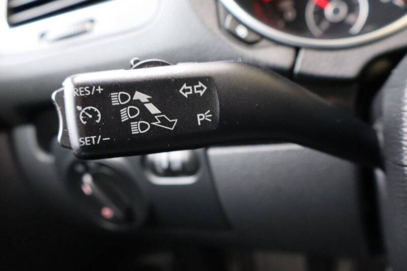 2010 Volkswagen Jetta SportWagen S PZEV