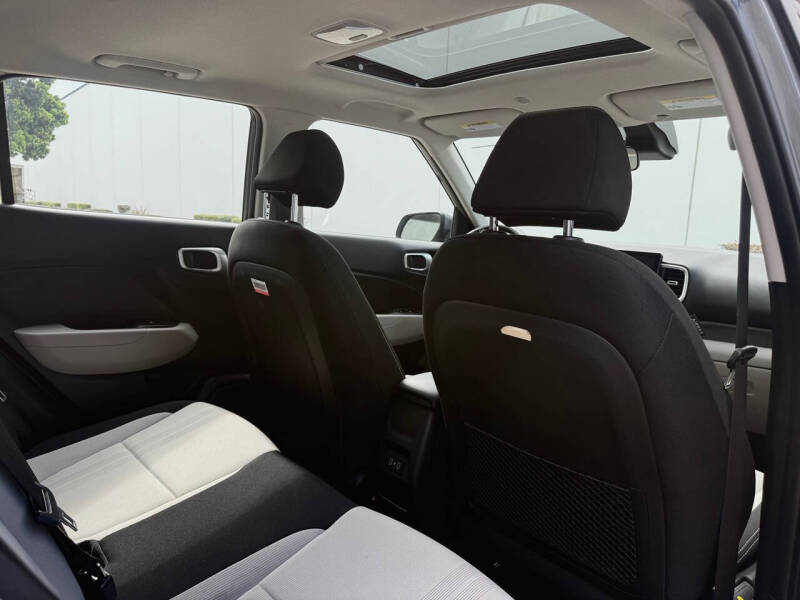 2025 Hyundai Venue SEL