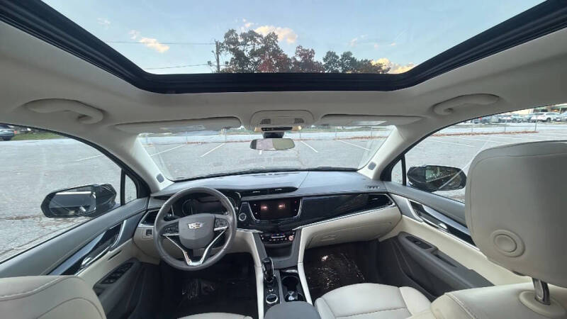 2025 Cadillac XT6 Premium Luxury