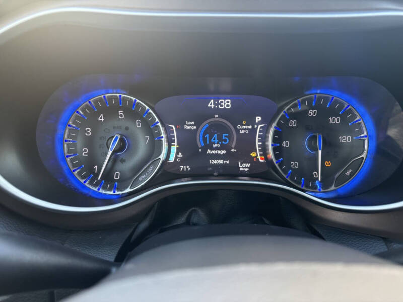 2017 Chrysler Pacifica Touring-L Plus