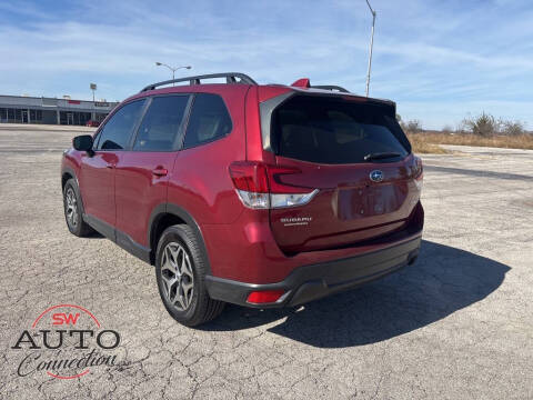 2022 Subaru Forester Premium