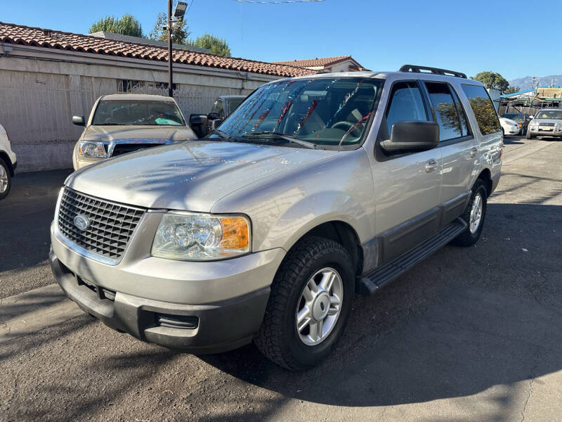 2005 Ford Expedition XLT photo 2