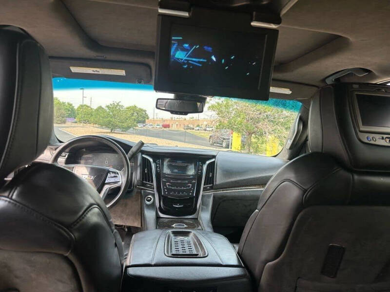 2015 Cadillac Escalade ESV Platinum