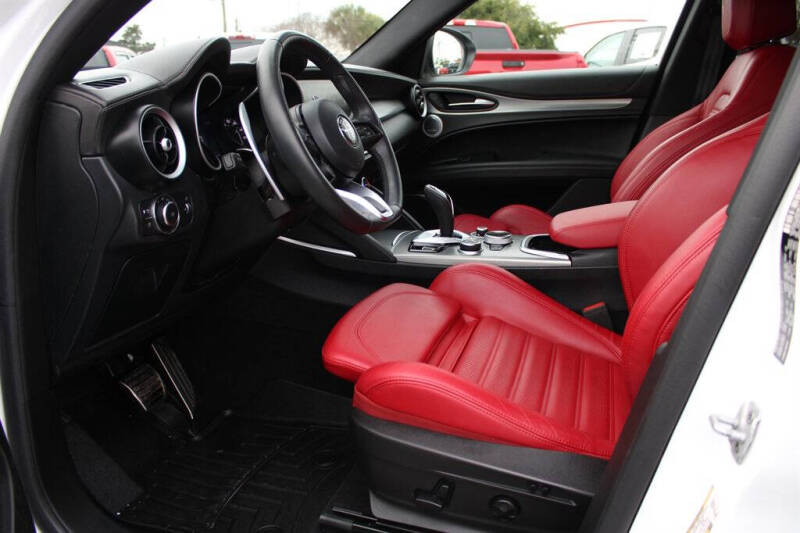 2023 Alfa Romeo Stelvio Ti