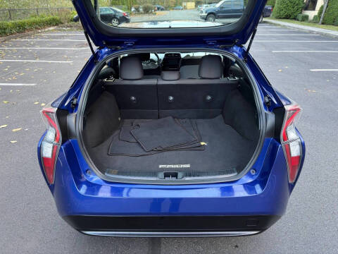 2016 Toyota Prius Two