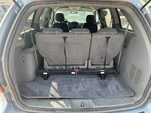 2005 Dodge Grand Caravan SE