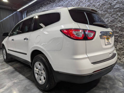 2017 Chevrolet Traverse LS