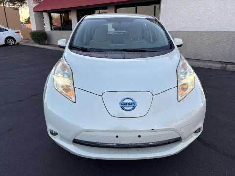 2011 Nissan LEAF SL