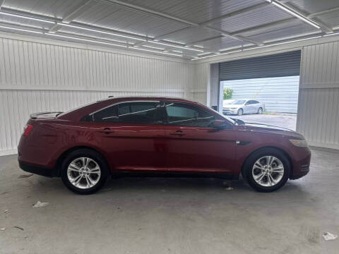 2018 Ford Taurus SEL