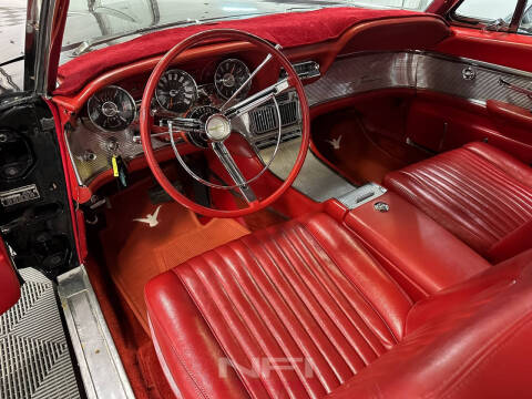 1962 Ford Thunderbird