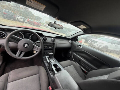 2007 Ford Mustang V6 Deluxe