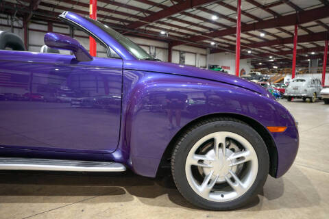 2004 Chevrolet SSR LS