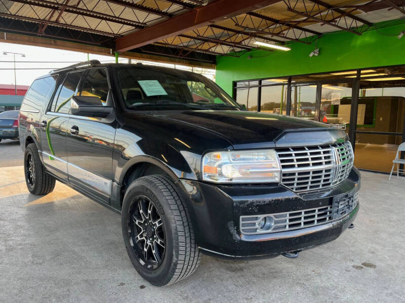 2013 Lincoln Navigator L