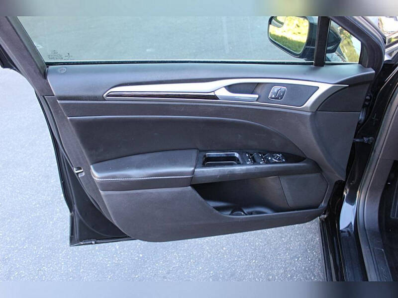 2014 Ford Fusion Energi SE