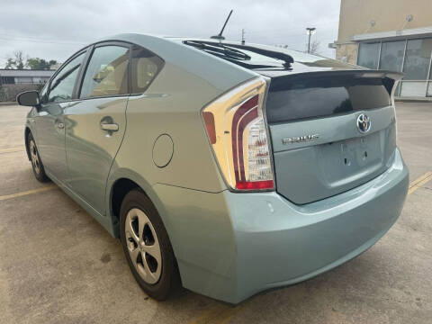 2015 Toyota Prius Two