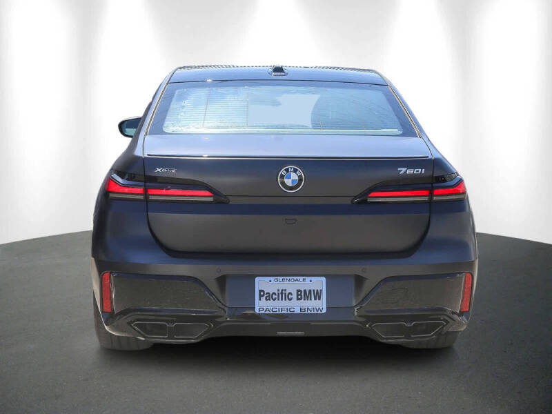 2025 BMW 7 Series 760i xDrive