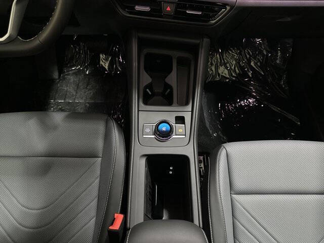 2025 Volkswagen Tiguan SE 4Motion