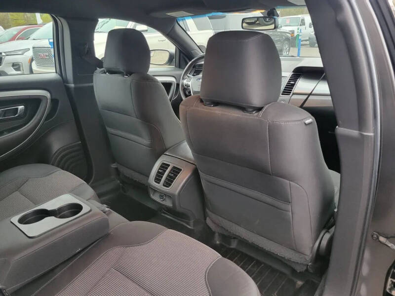 2017 Ford Taurus SEL