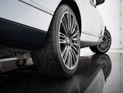 2021 Land Rover Range Rover P525 HSE Westminster Edition