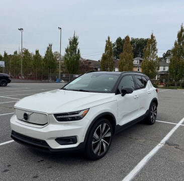 2022 Volvo XC40 Recharge Twin Plus