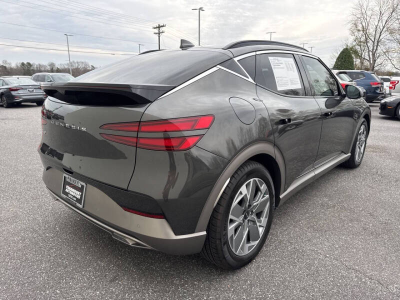 2024 Genesis GV60 Standard