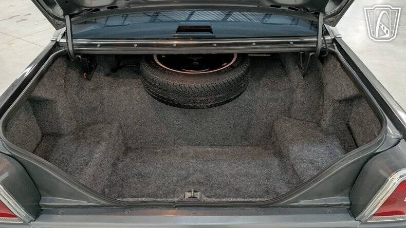 1988 Ford Crown Victoria