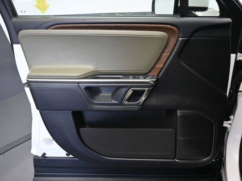 2023 Rivian R1S Launch Edition