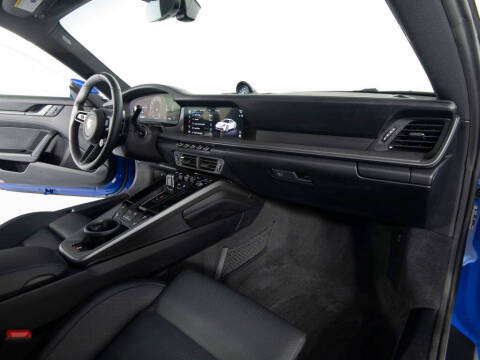2025 Porsche 911 Carrera