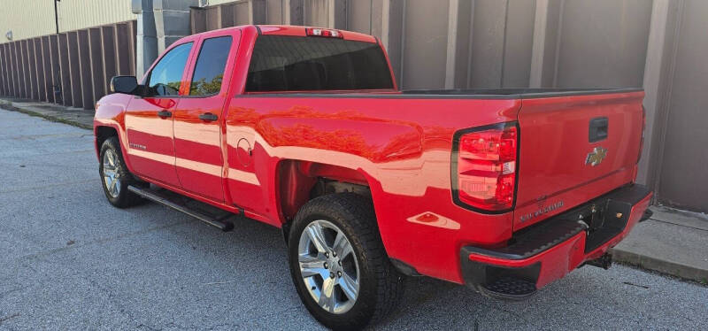 2018 Chevrolet Silverado 1500 Custom