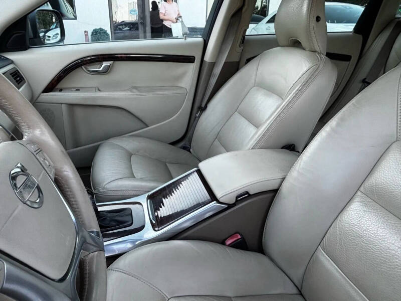 2015 Volvo XC70 T5 Drive-E Premier Plus