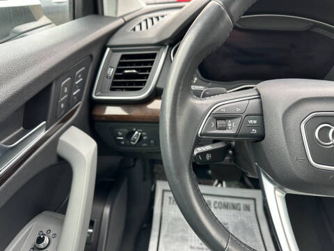 2018 Audi Q5 2.0T quattro Premium Plus