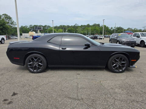 2022 Dodge Challenger SXT