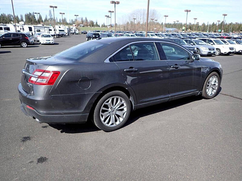 2016 Ford Taurus Limited