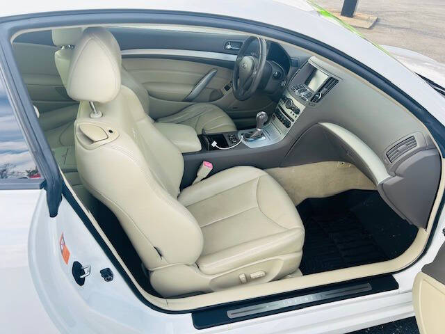 2009 Infiniti G37 Coupe x