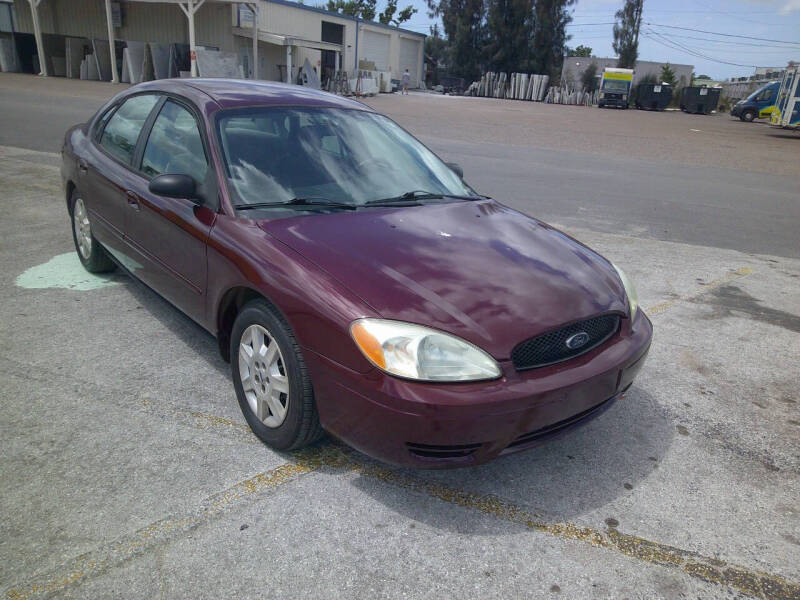 2006 Ford Taurus SE