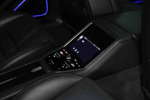 2022 Porsche Panamera Platinum Edition