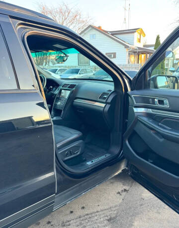 2016 Ford Explorer Sport