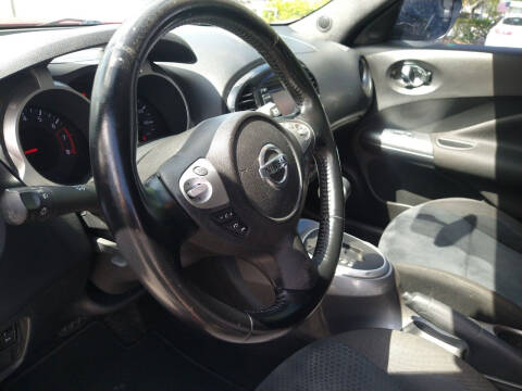 2015 Nissan JUKE SV