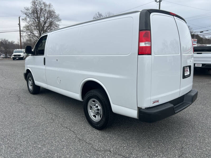 2020 Chevrolet Express 2500