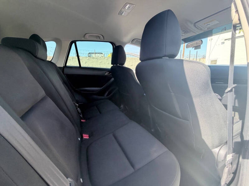 2016 Mazda CX-5 Sport