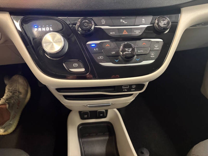 2018 Chrysler Pacifica Touring Plus
