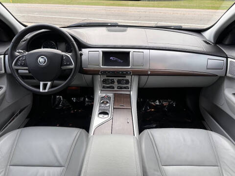 2012 Jaguar XF
