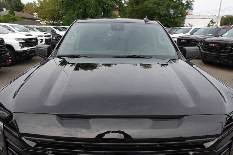 2024 GMC Sierra 1500 Elevation Standard