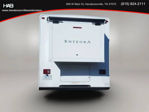 2025 Ford E-Series