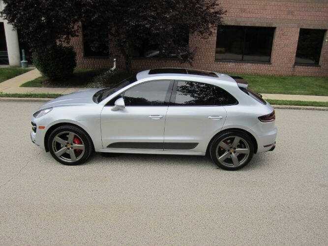 2016 Porsche Macan Turbo