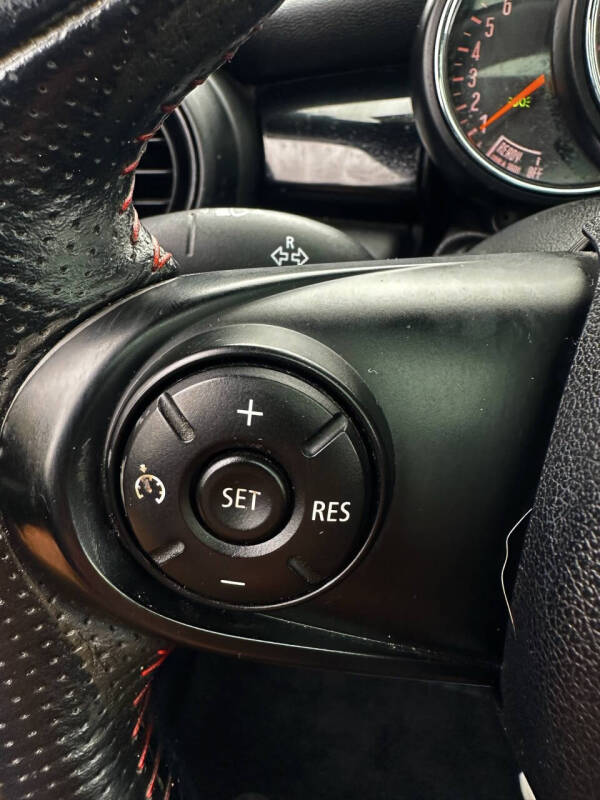 2015 MINI Hardtop 4 Door Cooper