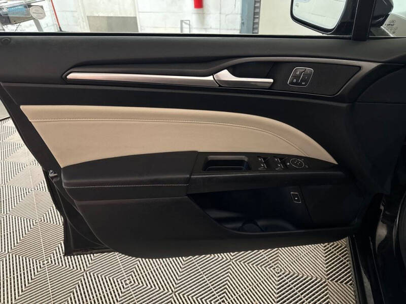 2017 Ford Fusion Energi Titanium